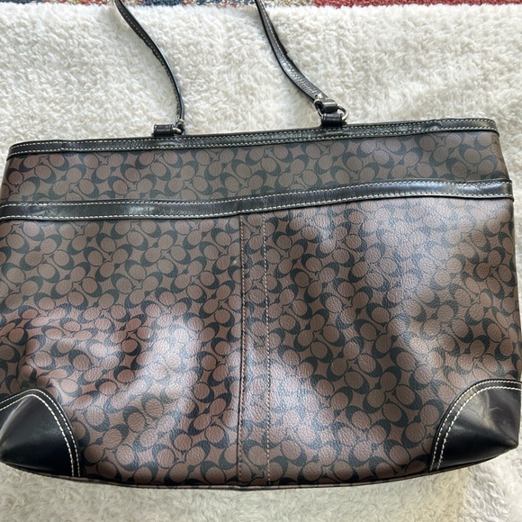 Vintage Coach leather zip tote - Picture 9 of 9
